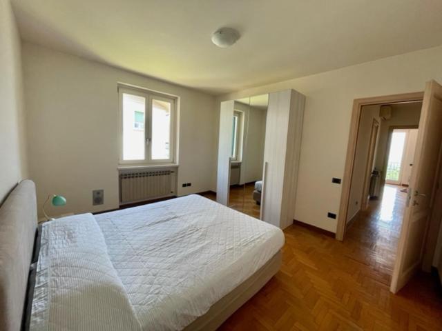 Willa Casa Caponetti Costa Volpino Zewnętrze zdjęcie